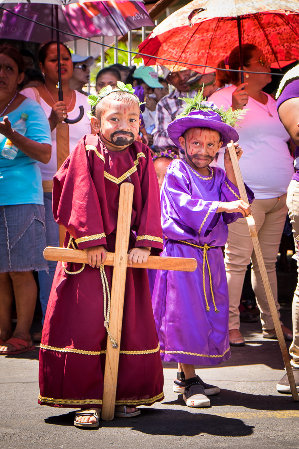 semana santa procession san juan