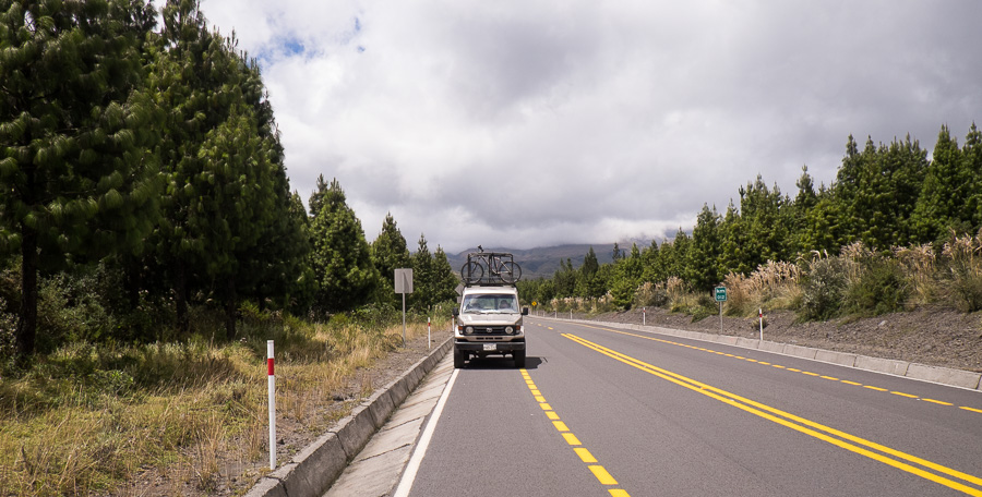 Support Vehicle - Biking Dutchman - Ecuador