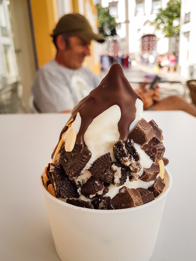 Frozen Yoghurt with everything chocolate from the Azores - Portugal