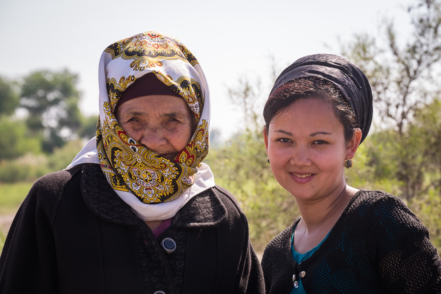 Turkmen women - Turkmenistan