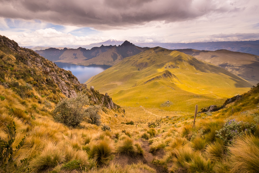 The main hiking trail descending Fuya Fuya near Otavalo, Ecuador