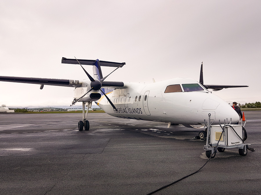 Air Iceland Connect plane to Isafjordur