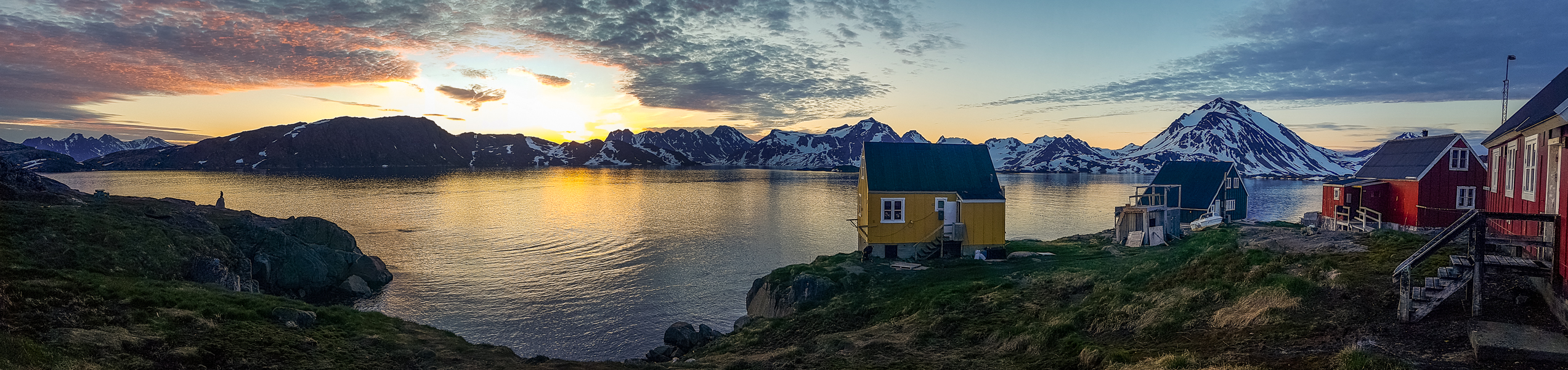 Panorama from Kulusuk at midnight - Kulusuk Island - East Greenland