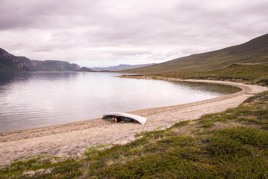 Our canoe left on the shore of the Amitsorsuaq Lake - Arctic Circle Trail - West Greenland