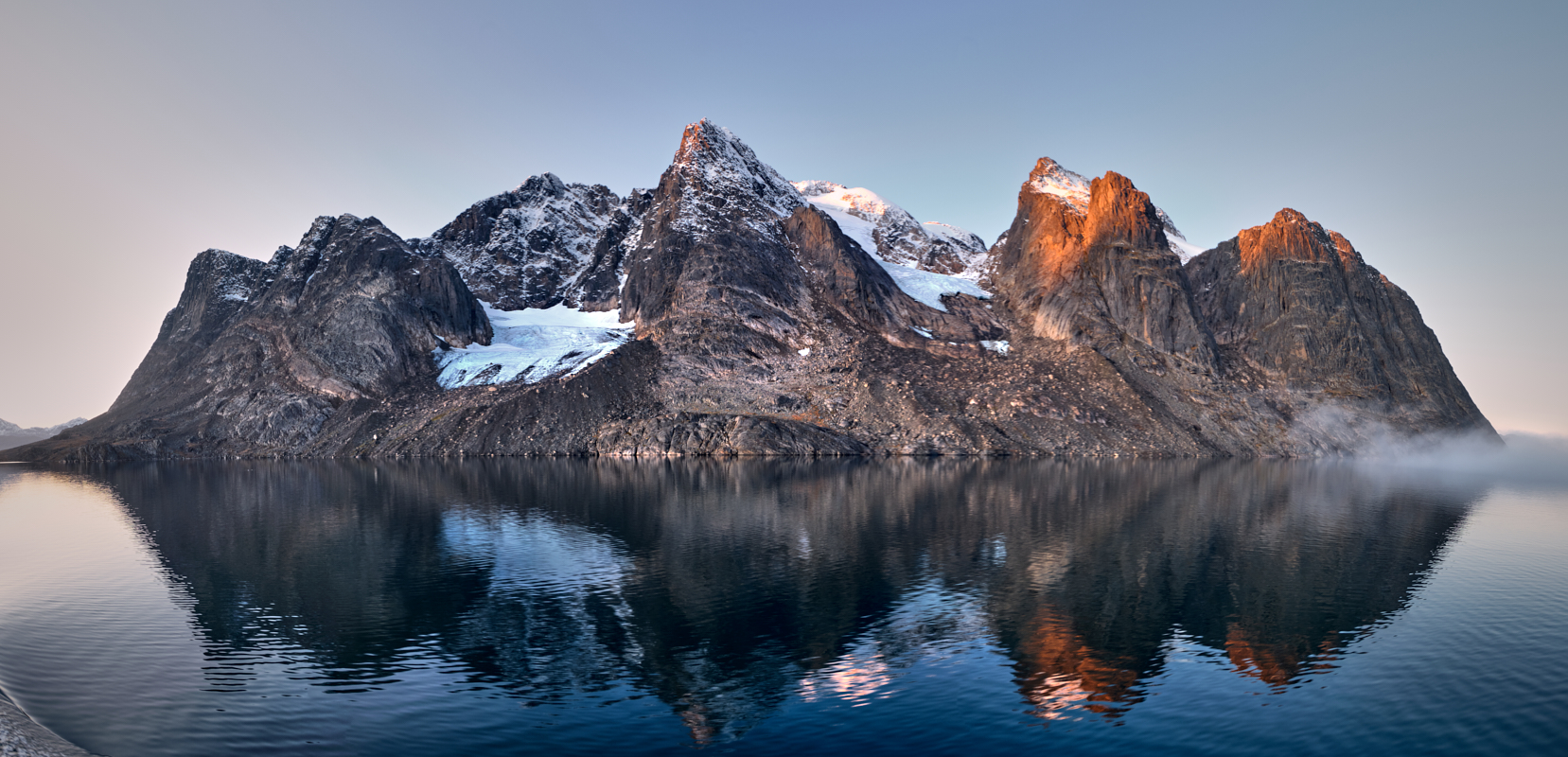 Hamborgerland panorama taken by Miklos Varga from Sarfaq Ittuk - West Greenland