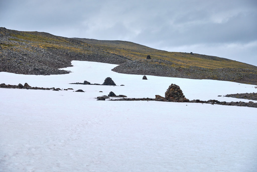 Rocky cairns mark the trail from Hornvík to Hlöðuvík - Hornstrandir - Iceland