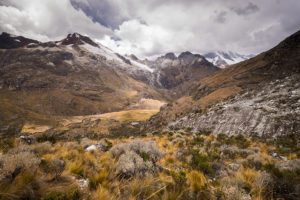 laguna 69 hike - Peru