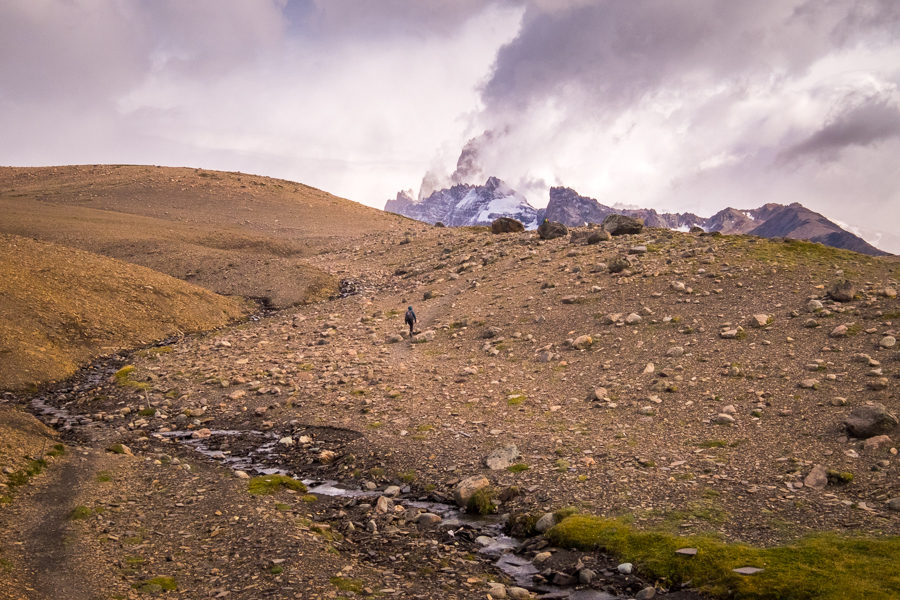 Mathilde hiking the final part of the trail to the Loma del Pliegue Tumbado - El Chaltén - Argentina