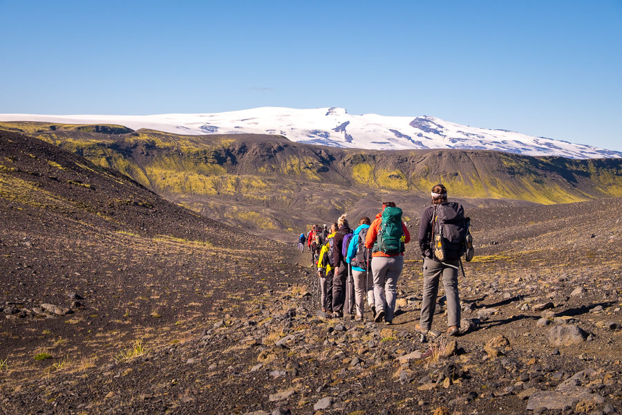 Trekking towards the Mýrdalsjökull glacier - Laugavegur Trail - Icelandic Highlands
